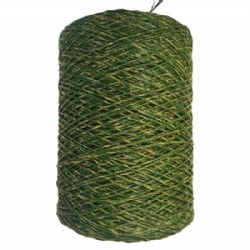 Grass Yarn In Diamond Shape
